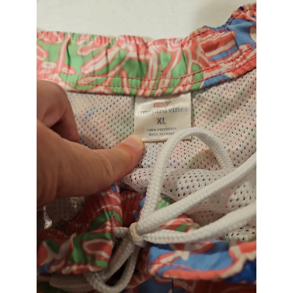Vineyard Vines Swim Trunks Mens XL‎ Hawaiian Shorts Liner And Drawstring (1775